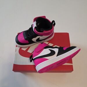 Nike Court Borough Mid 2 Kids White/Black/Pink Sneakers Tennis Shoes 8c